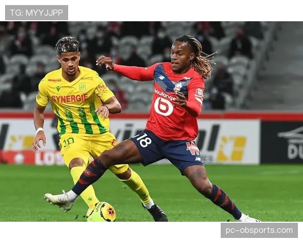 战术复盘：朗斯高位逼抢战术奏效，2-0完胜里昂，后者控球率占优却无威胁